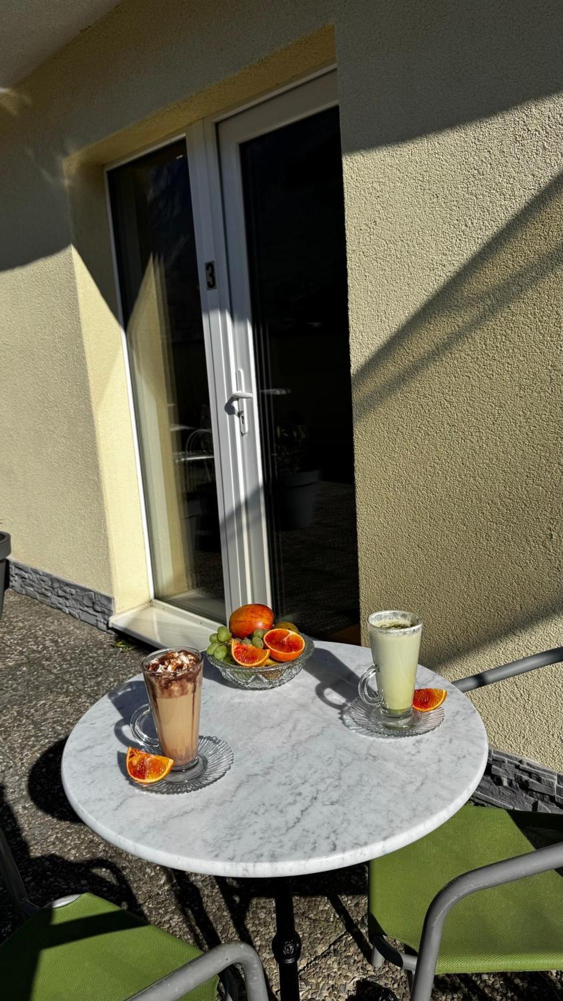 Appartement Plein Soleil à Martigny Extérieur photo